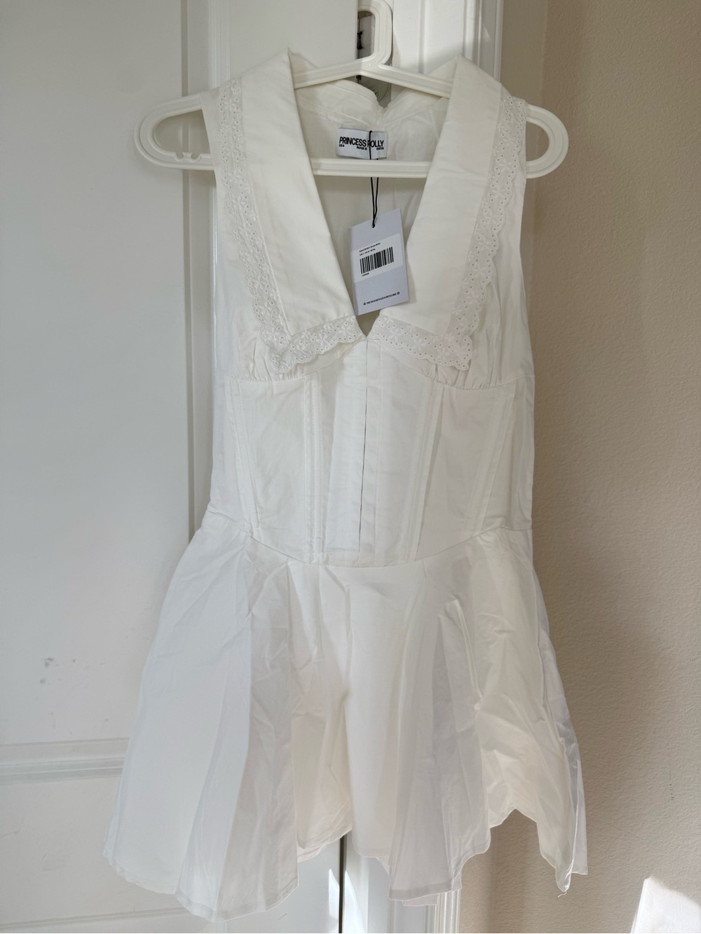 Princess Polly White Eyelet Collar Dress NWT - Picture 2 of 4